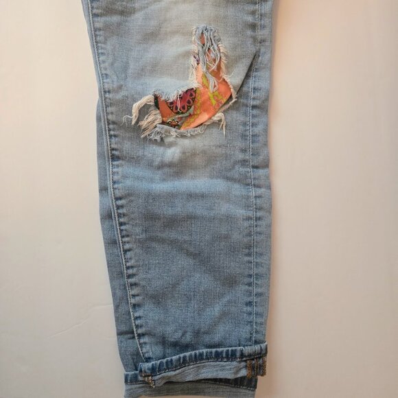 Lucky Brand Siena Cigarette distressed jeans Size 4/27 - Picture 5 of 6
